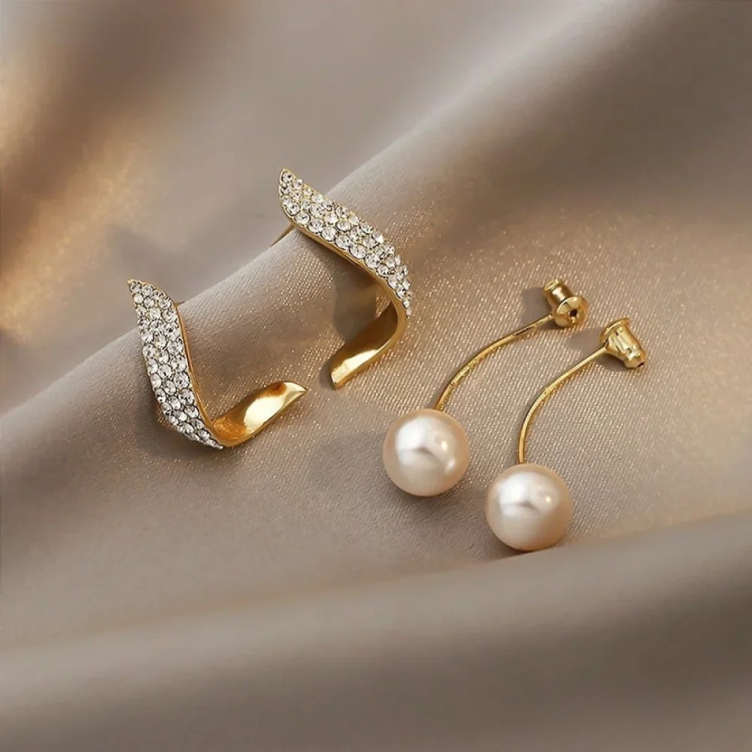 Chic Gold Pearl Drop Earrings