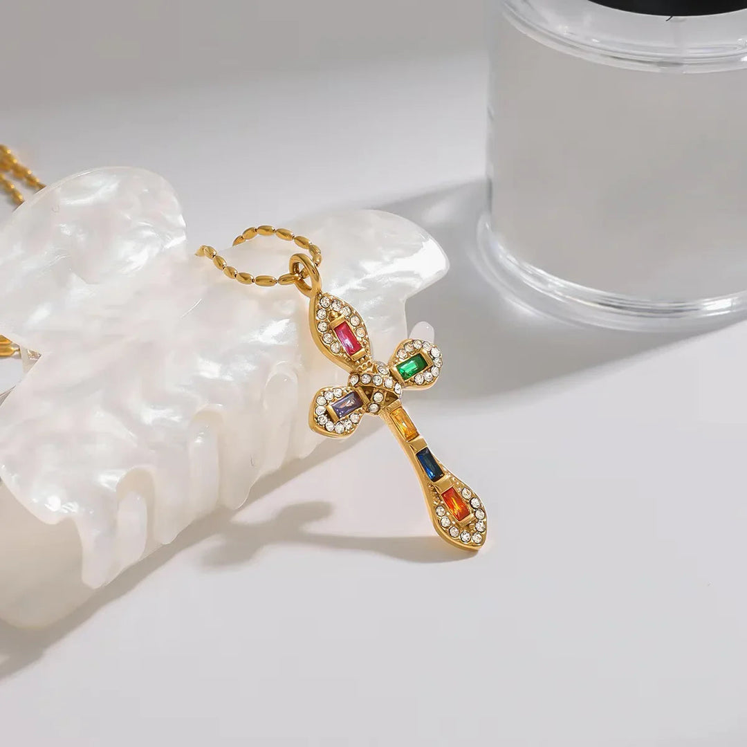 Olea Diamond Crucifix