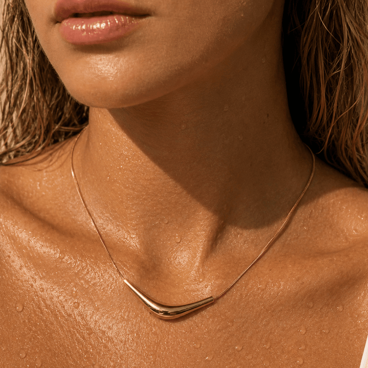 LEO NECKLACE