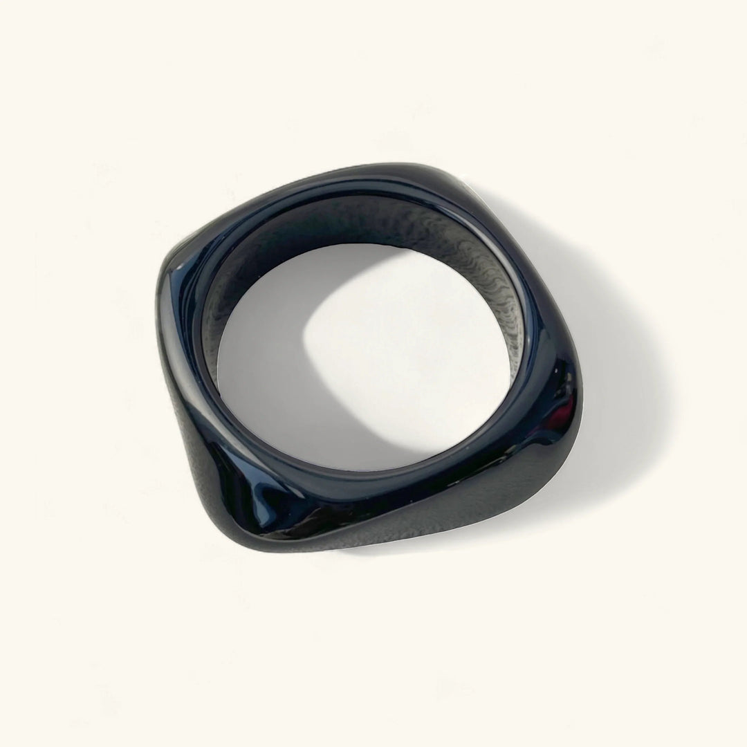 Avaria Acrylic Bangle
