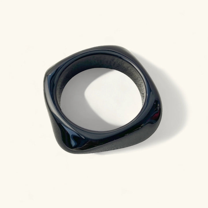 Avaria Acrylic Bangle