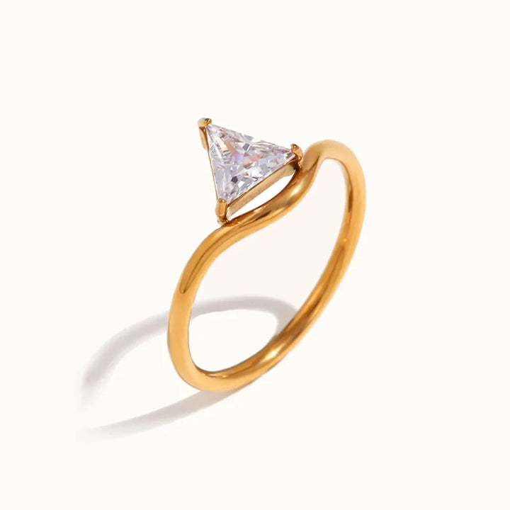 Prisma Diamond Gold Ring