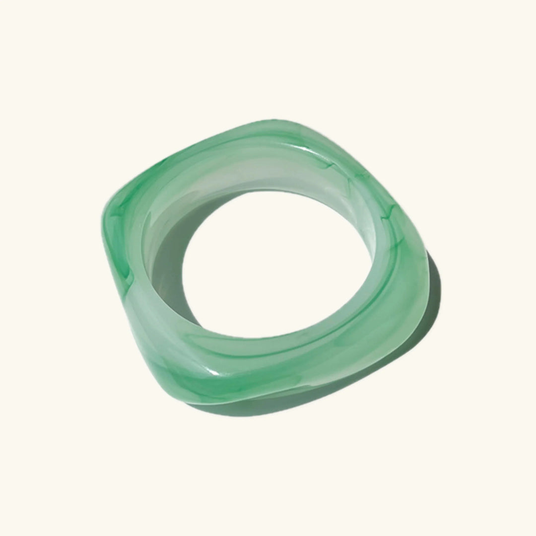 Avaria Acrylic Bangle