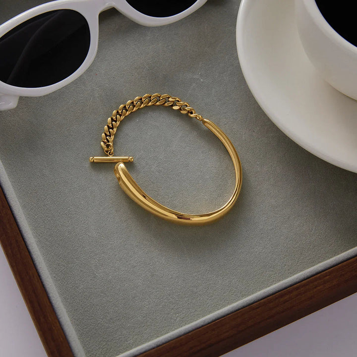 Myrna Chained Gold Bangle