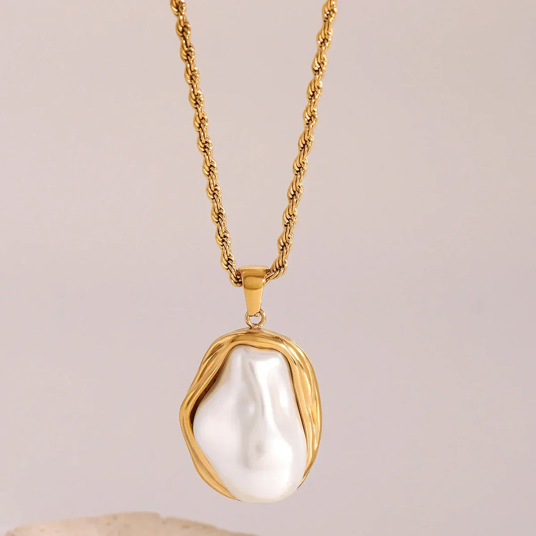 Carly Mother Of Pearl Pendant