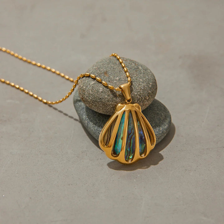 Nixie Gold Seashell Pendant