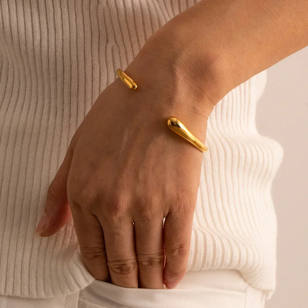Audrina Contemporary Gold Bangle