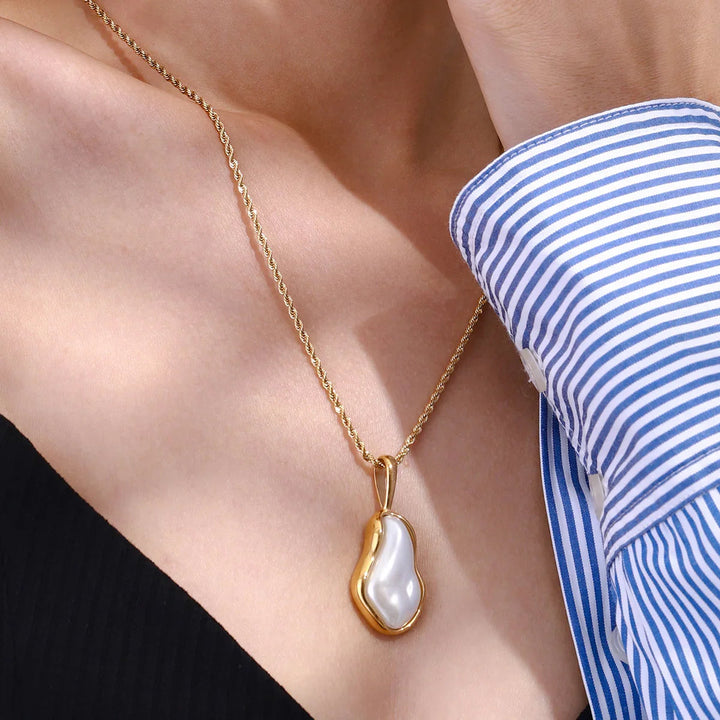 Marjorie Freshwater Pearl Necklace