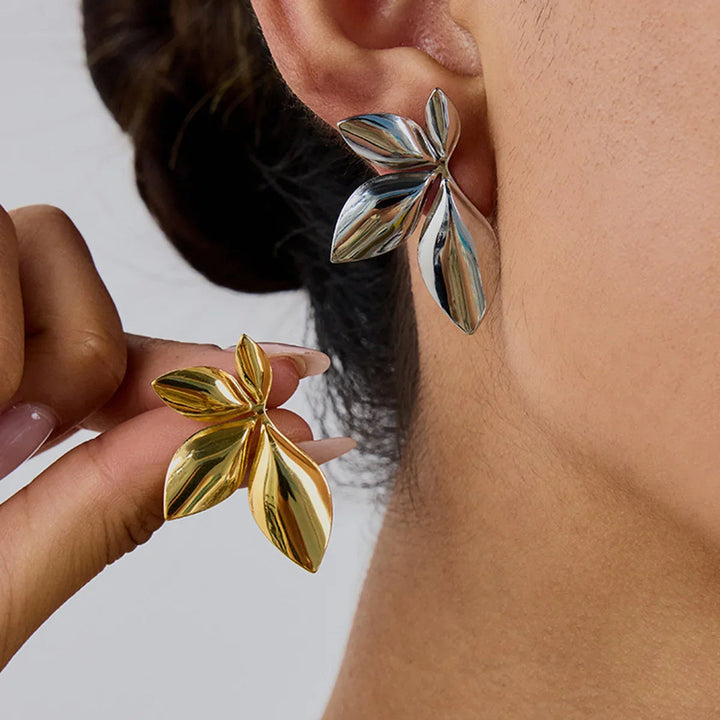 Velle Gold Petal Earrings