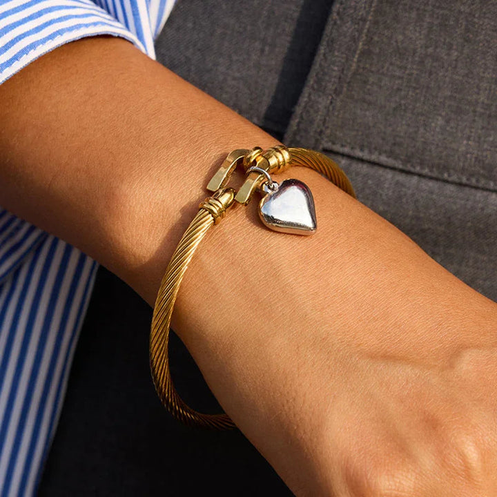 Solenne Twisted Band Gold Bracelet