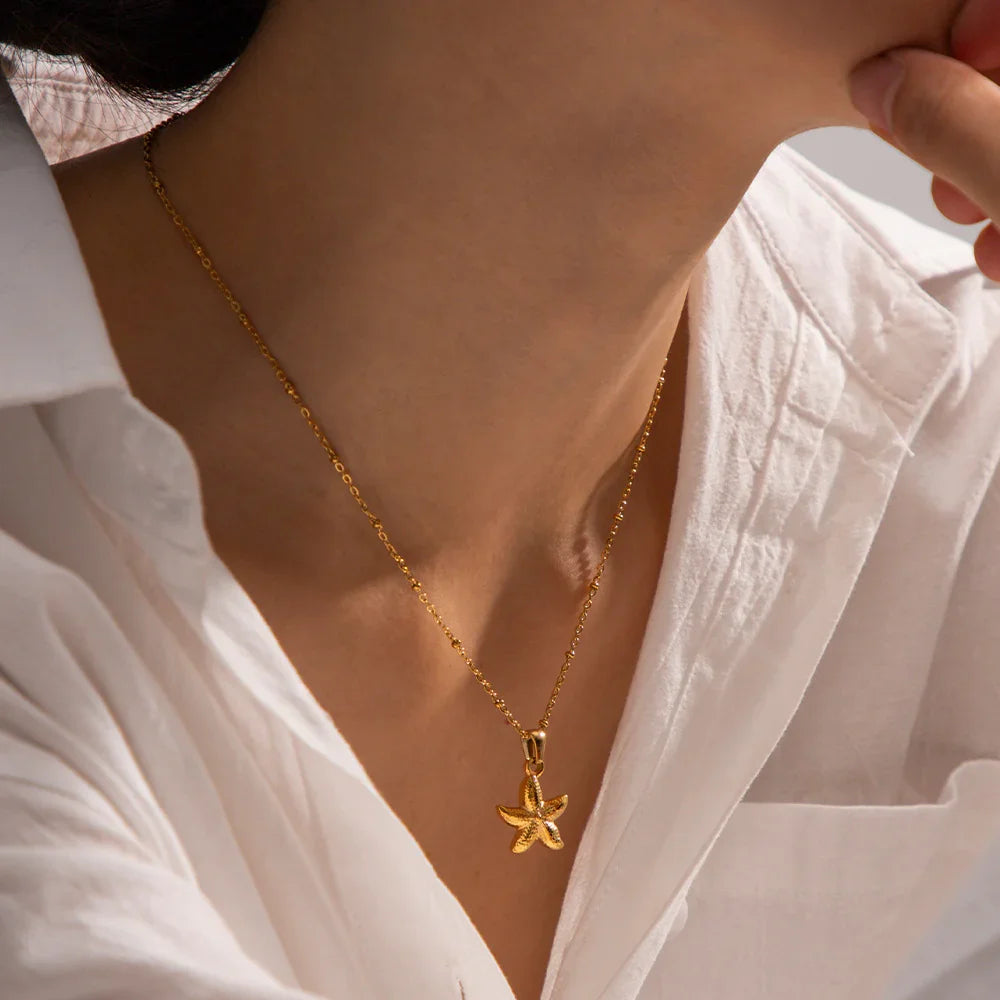 Emmie Gold Starfish Pendant