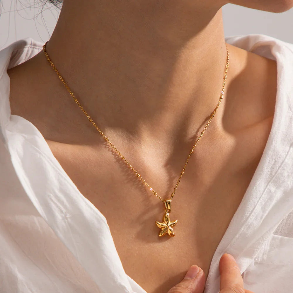 Emmie Gold Starfish Pendant