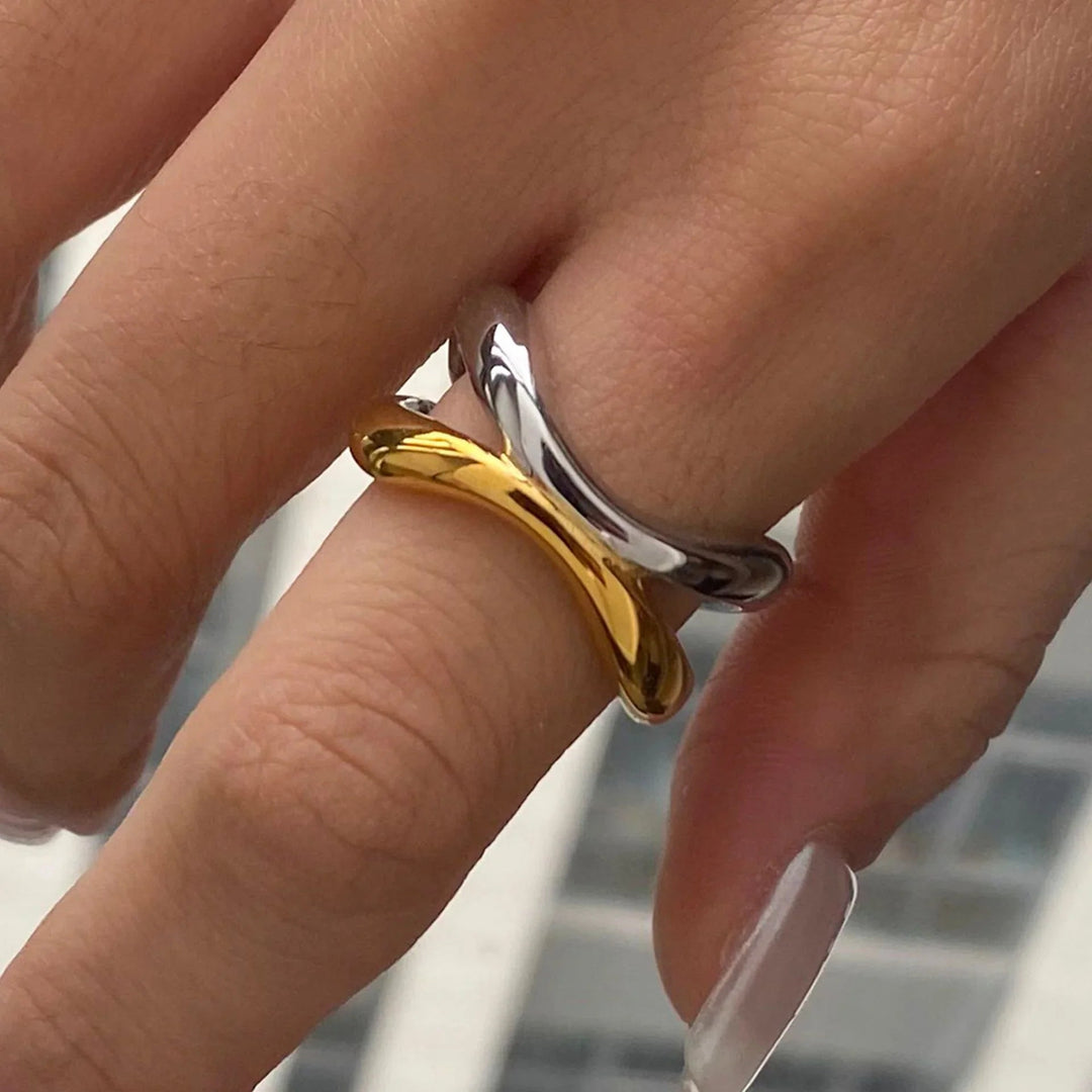 Deanna Gold Intertwined Ring