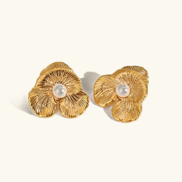 Klara Floral Pearl Earrings