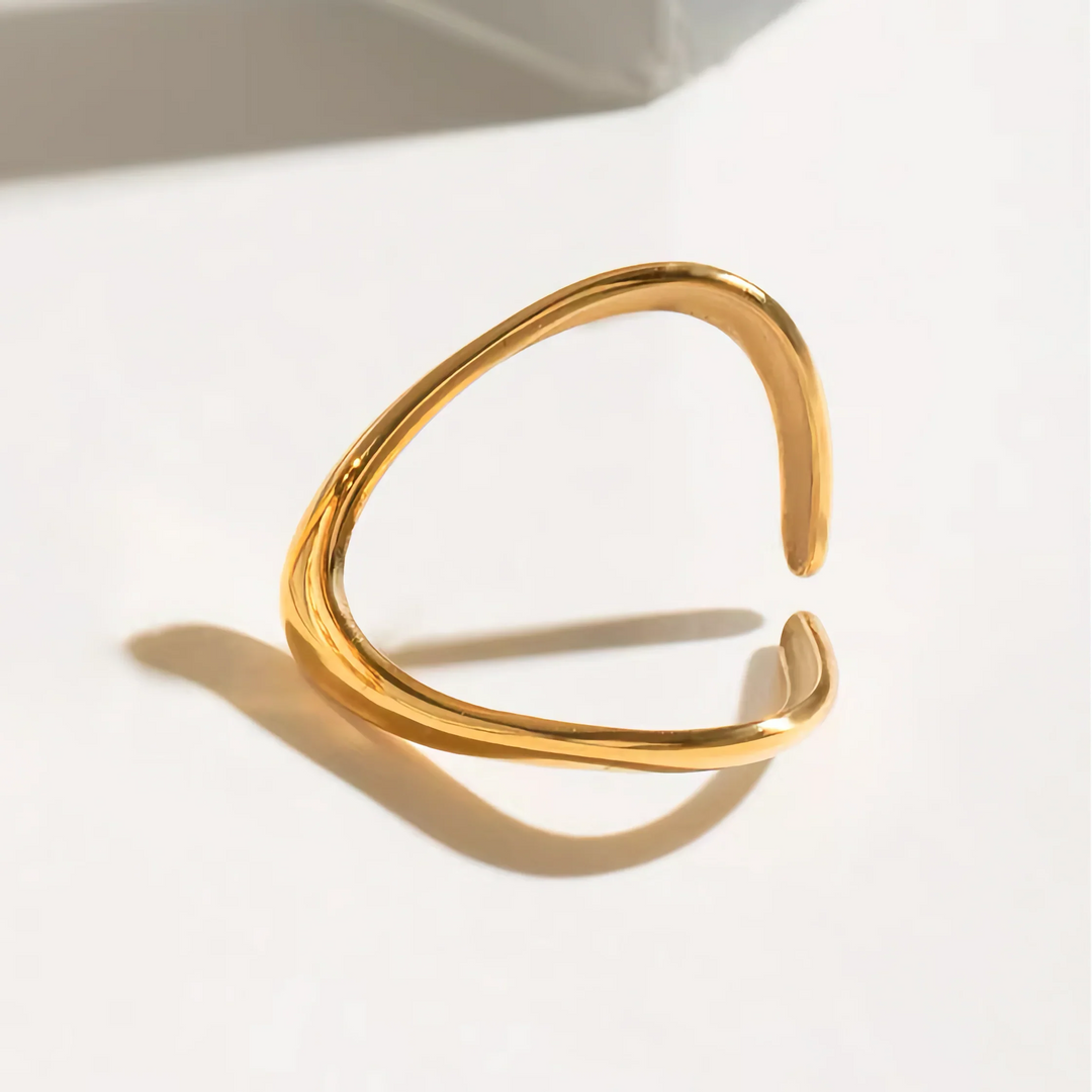 Paisley Gold Arc Ring