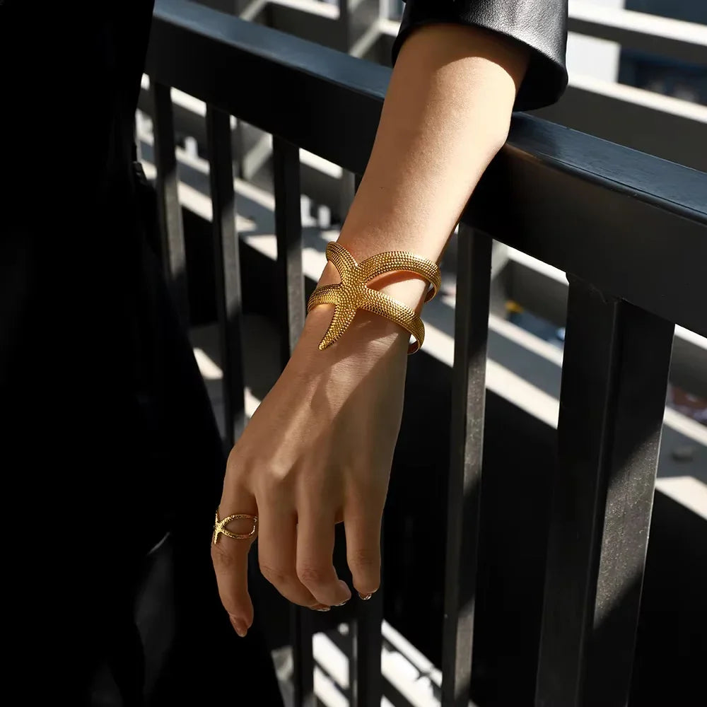 Annika Gold Starfish Cuff