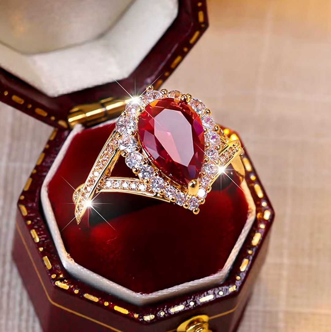 Luxury Women Ring