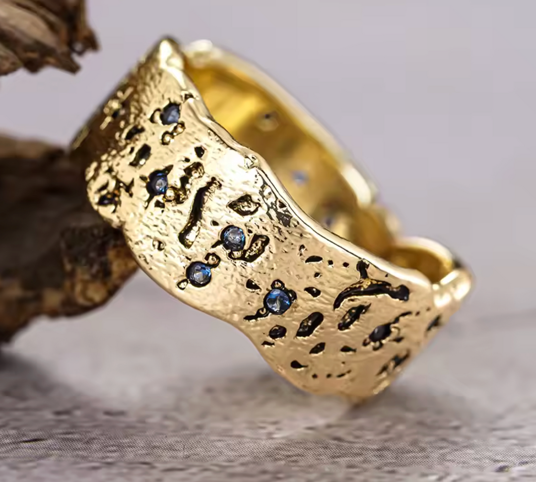 Women Ruins Style Ring