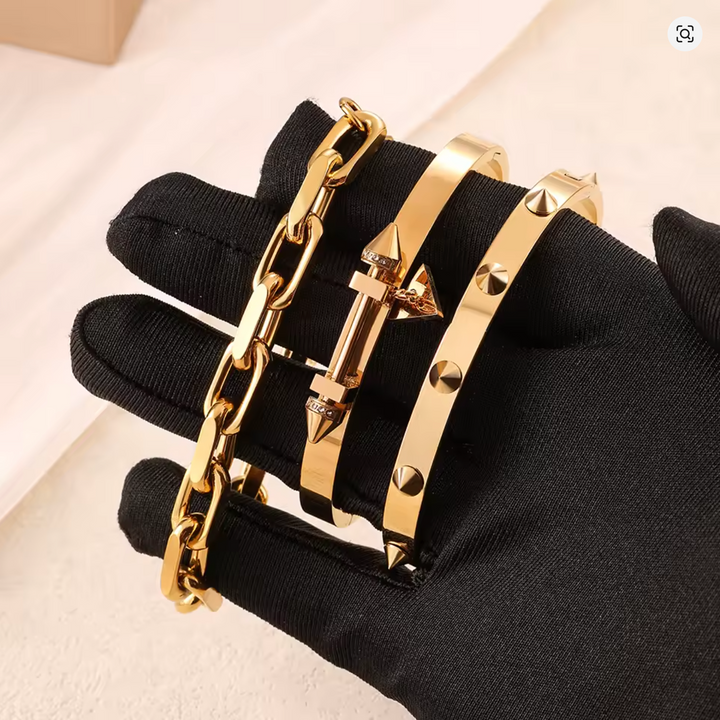 Titanium Steel Rivets Bracelet Set - Waterproof