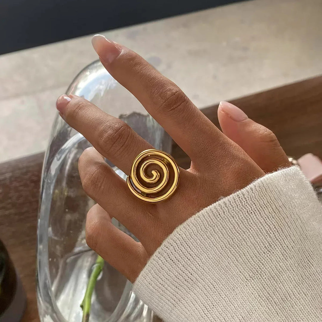 Christy Spiral Gold Ring